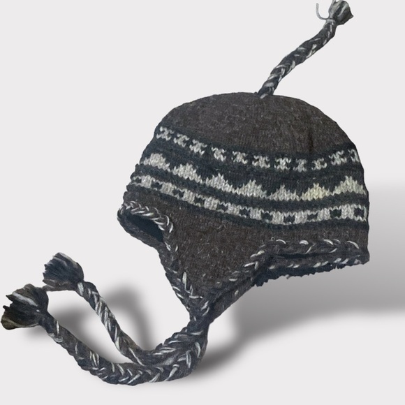 Iconic Wool Ear Flap Warm Winter Hat Made in Nepal OS Brown & Grey Ties & Tassel - Picture 2 of 8